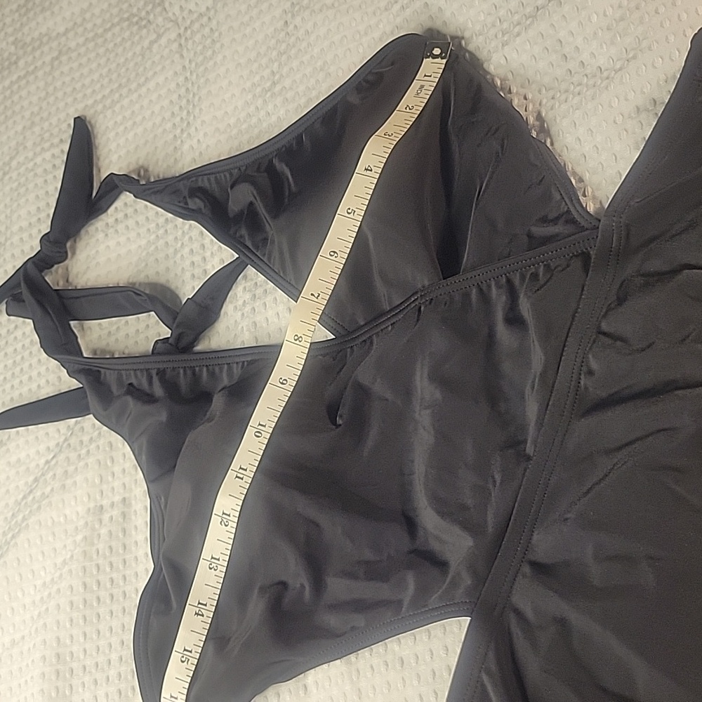 Swimming suit - Picture 15 of 15